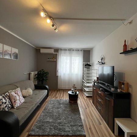 Renapartman Pécs Exteriör bild